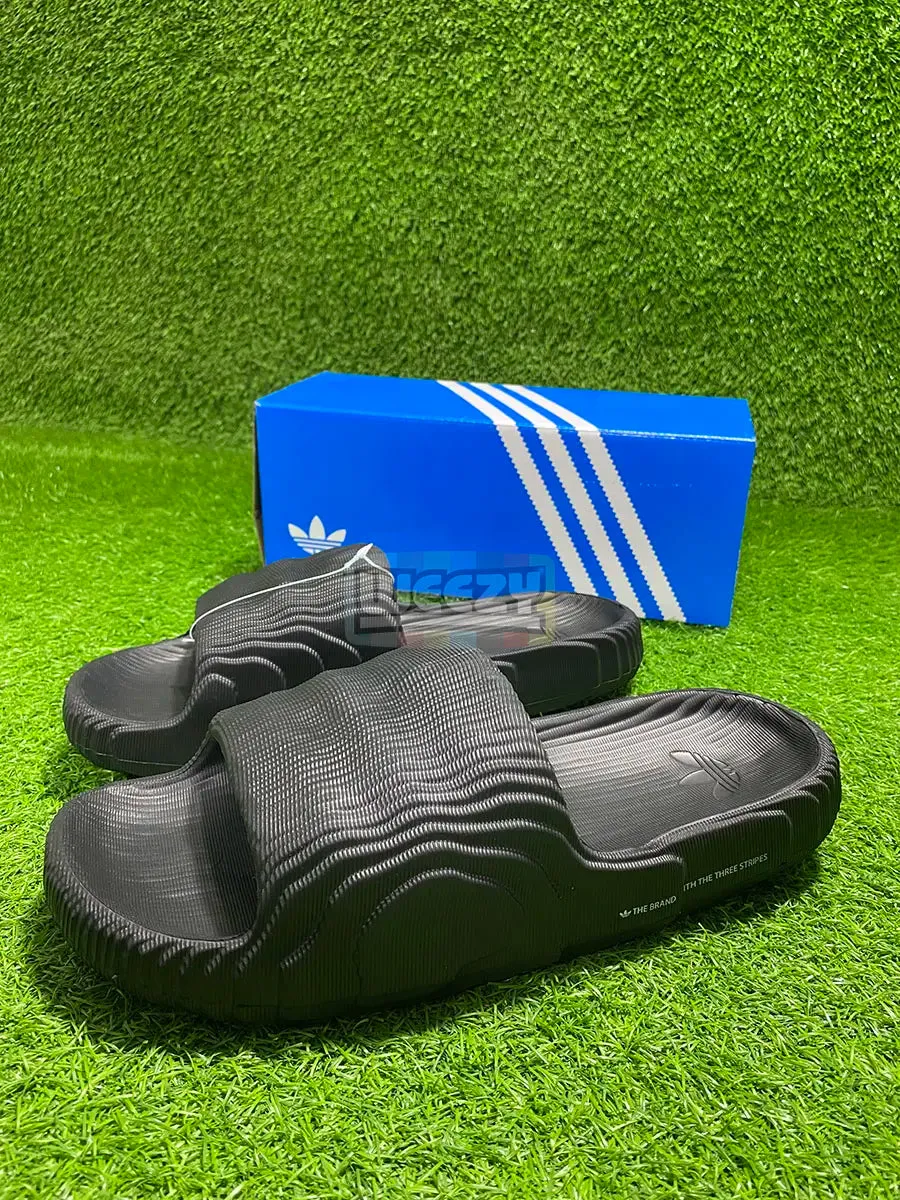 Adilette Wavy 22 Slides (Carbon) (Extra Soft)