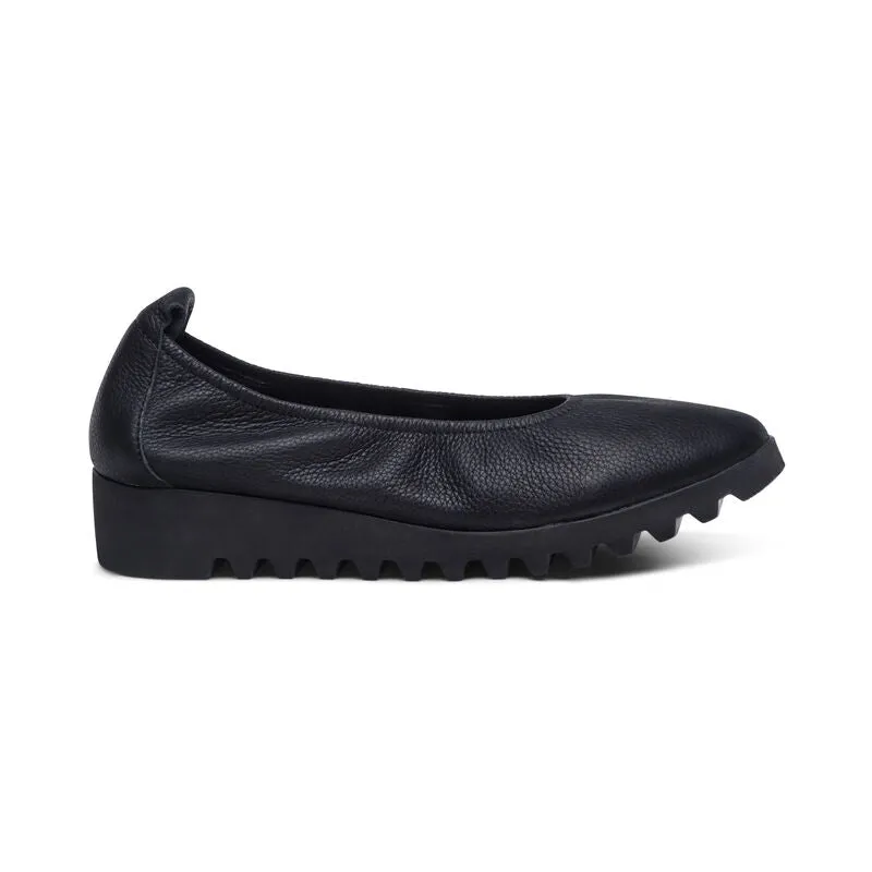  Brianna Slip-on Ballet Flat in Black  