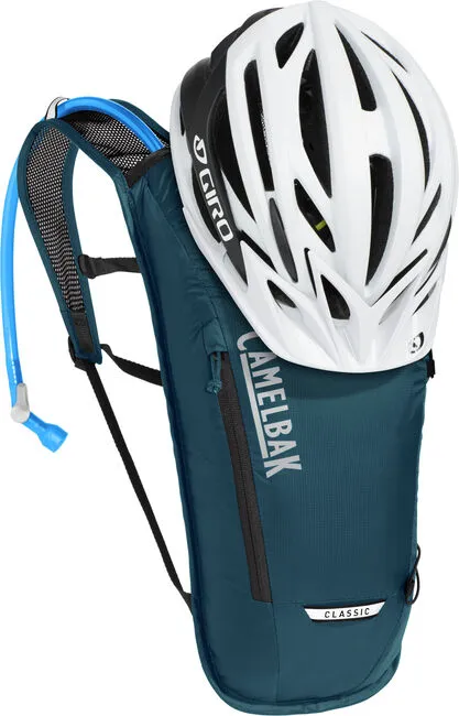 Camelbak Classic Light 70 oz Hydration Pack - Active Outdoor Gear