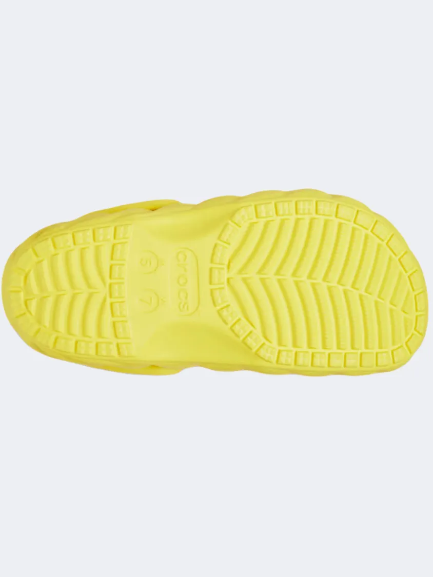 Crocs Classic Lined Overpuff Clog Unisex Lifestyle Slippers Cyber Yellow