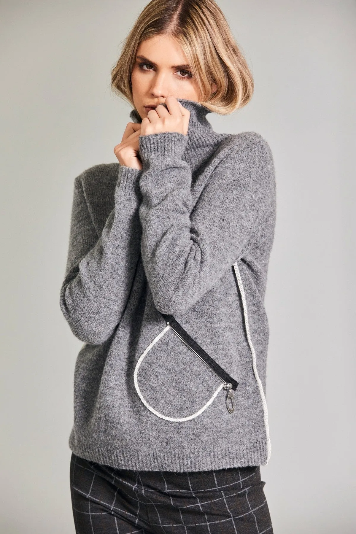 Grey Contrast Seam Knit Jumper