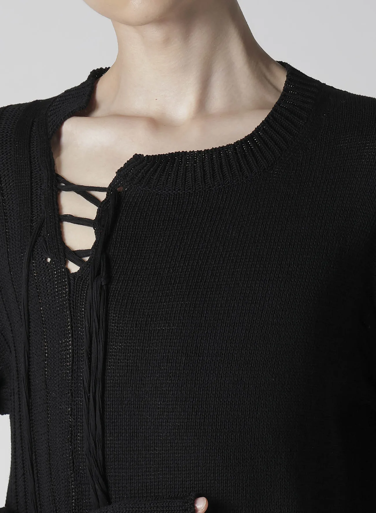 HANGING STRING LONG SLEEVE KNIT