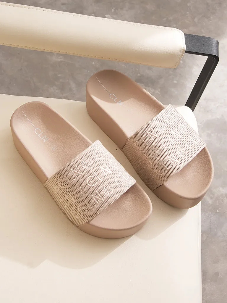 Jace Flatform Slides at P999 each (2 for P1299)