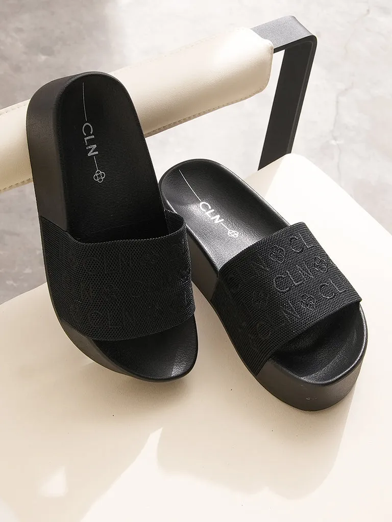 Jace Flatform Slides at P999 each (2 for P1299)