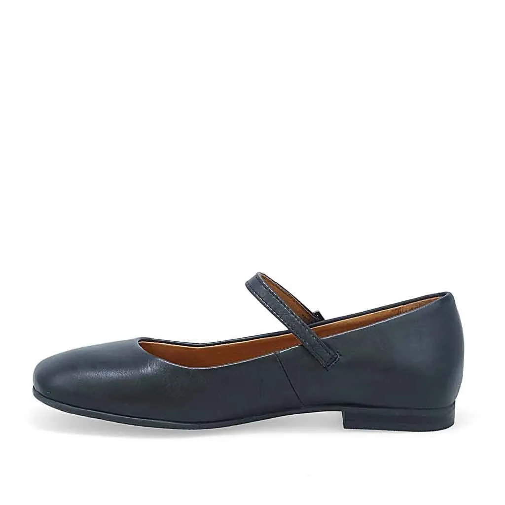 Miz Mooz Zahara Flat - Black