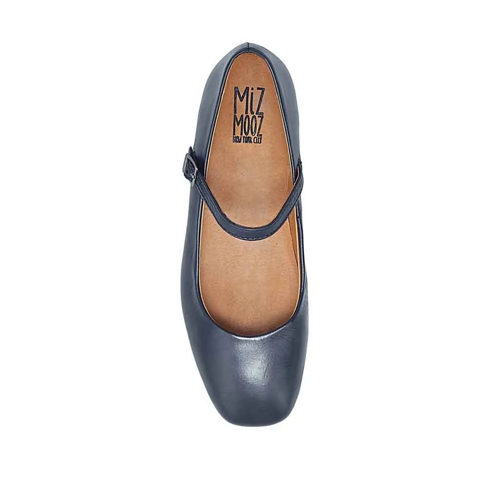 Miz Mooz Zahara Flat - Black