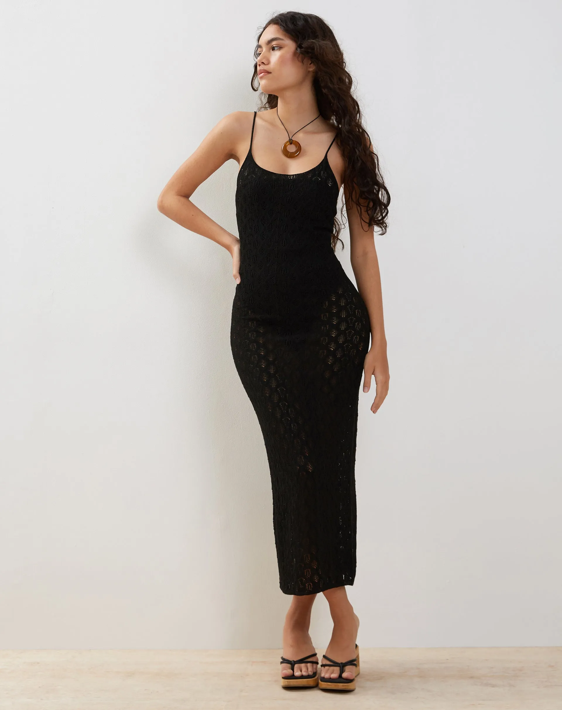 Nazir Black Knitted Maxi Dress with O Ring Strap