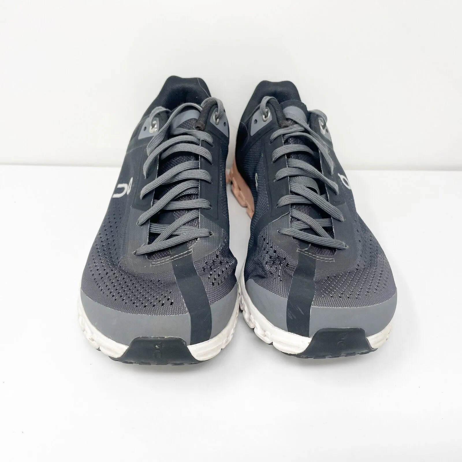 On Womens Cloudflow 3.0 Gray Running Shoes Sneakers Size 8