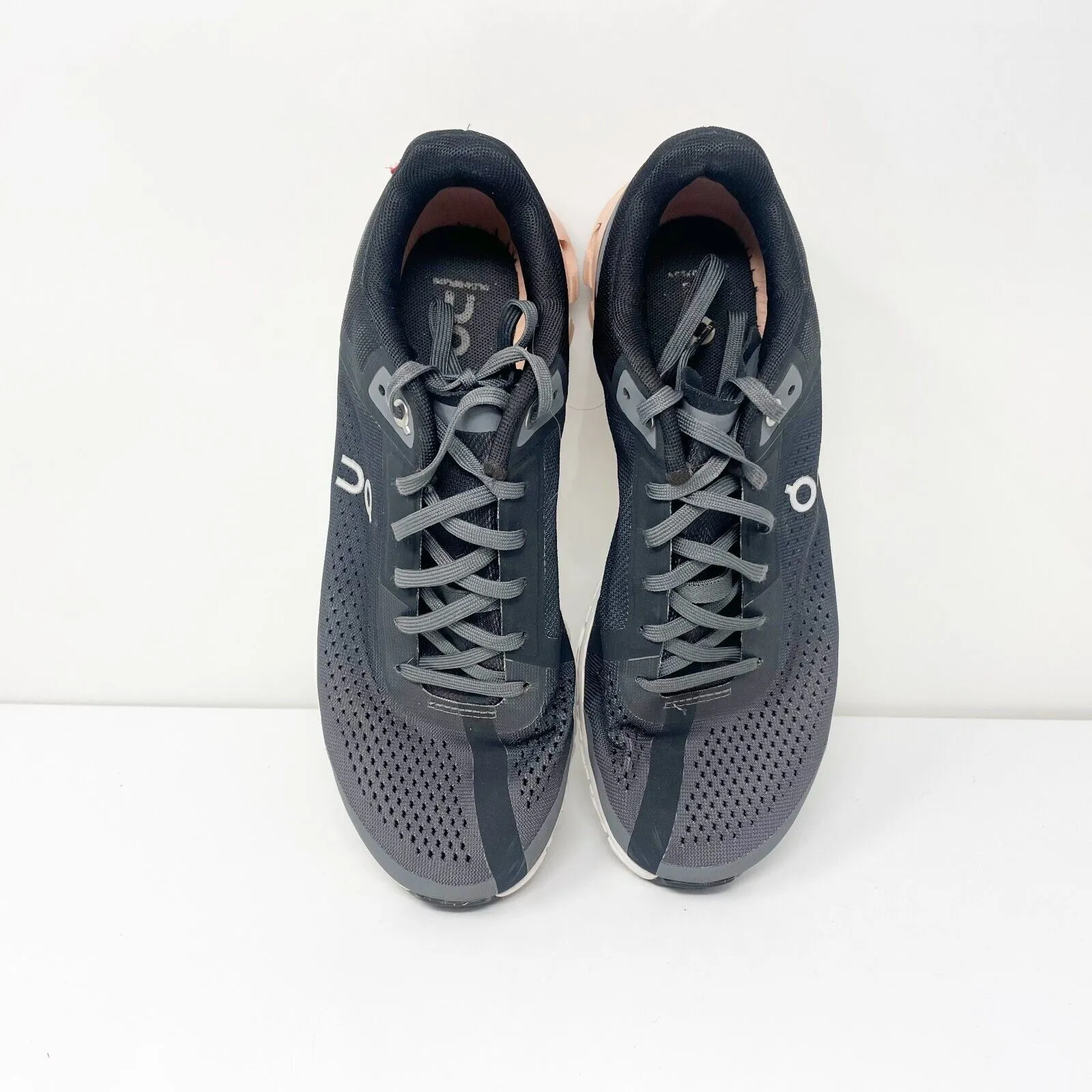 On Womens Cloudflow 3.0 Gray Running Shoes Sneakers Size 8