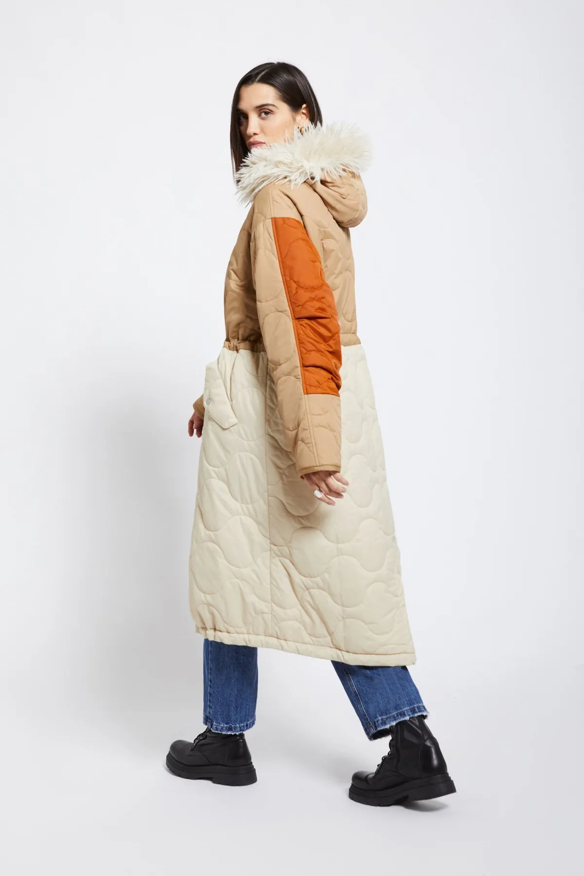 Puffer long jacket with hood