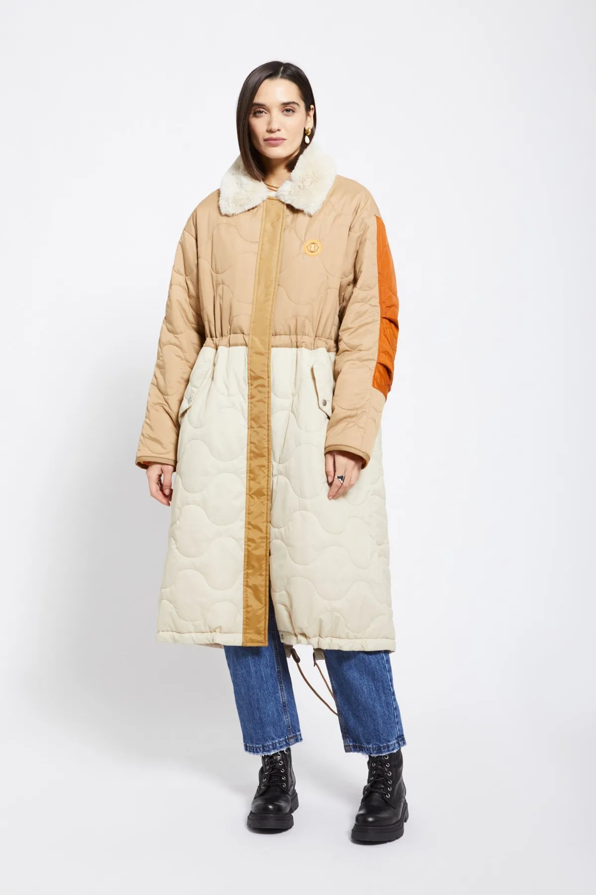 Puffer long jacket with hood