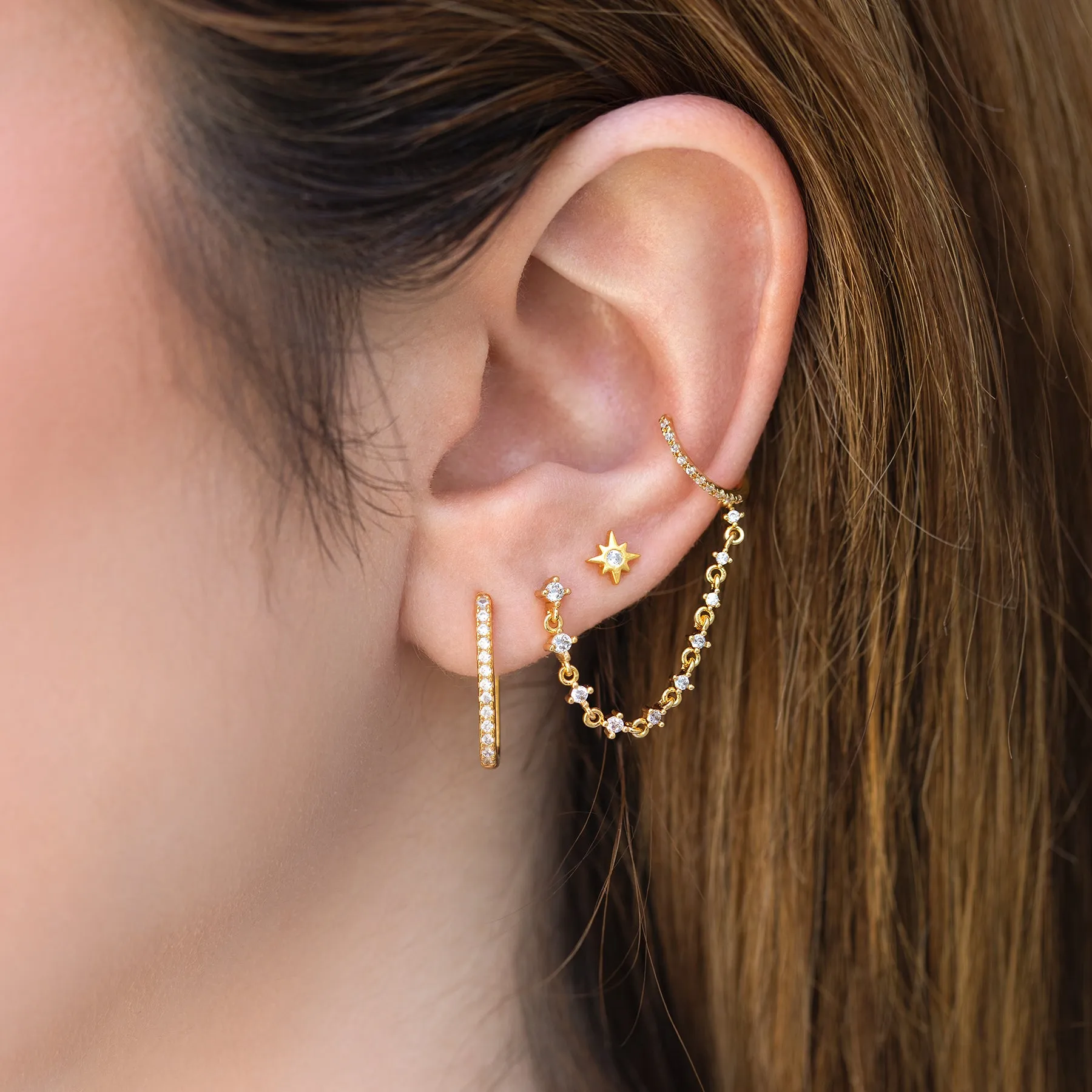 Sparkling Flat Back Star Earring