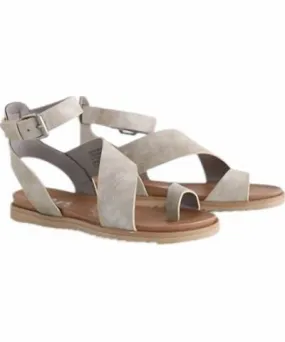 Very G Women's Steffy Ring Toe Flat Sandal In Cream