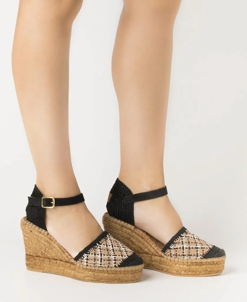 Vidorreta 07100 T5 Black espadrilles with buckle