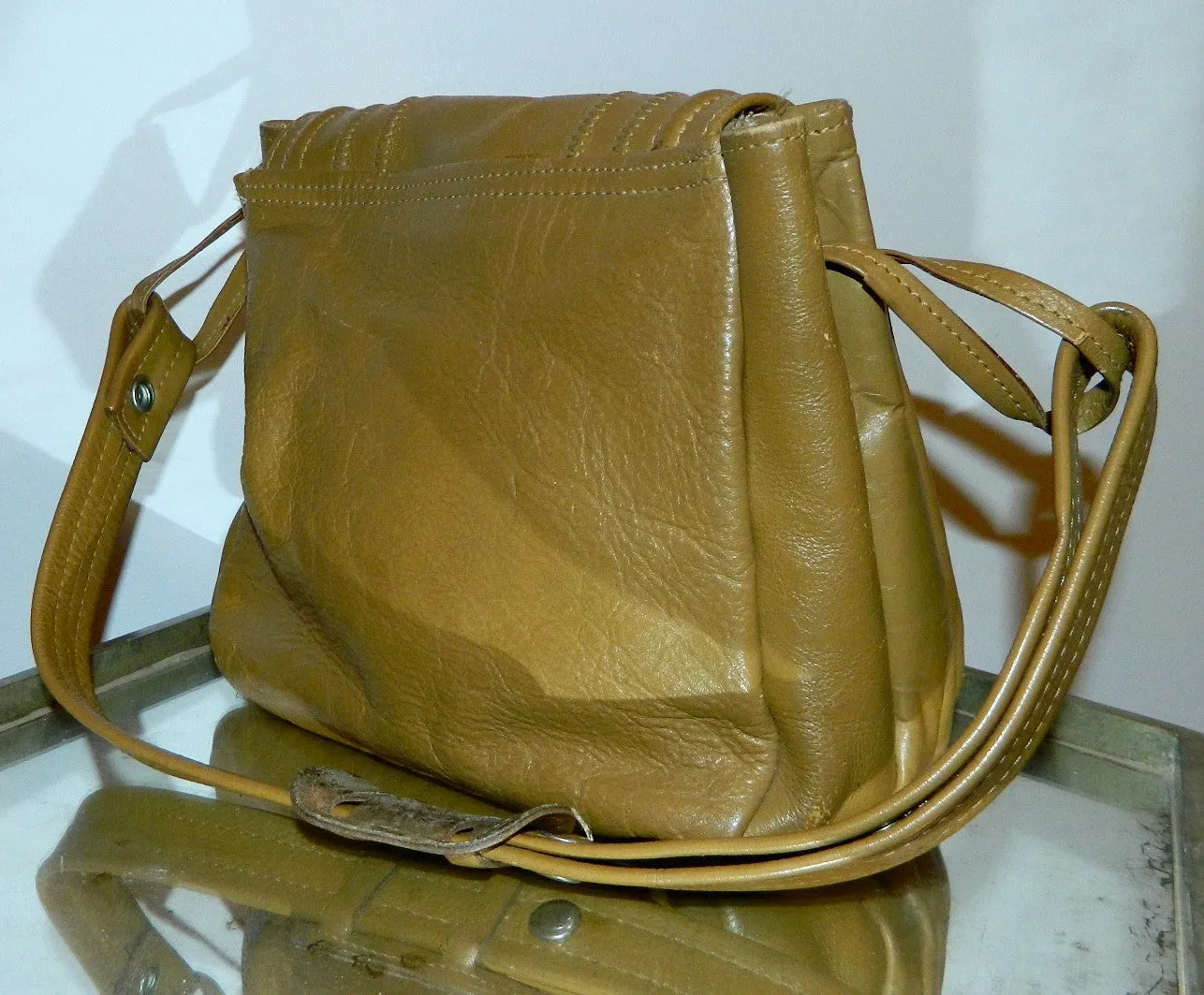 vintage 1970s olive brown SADDLE bag Brazilian leather shoulder purse