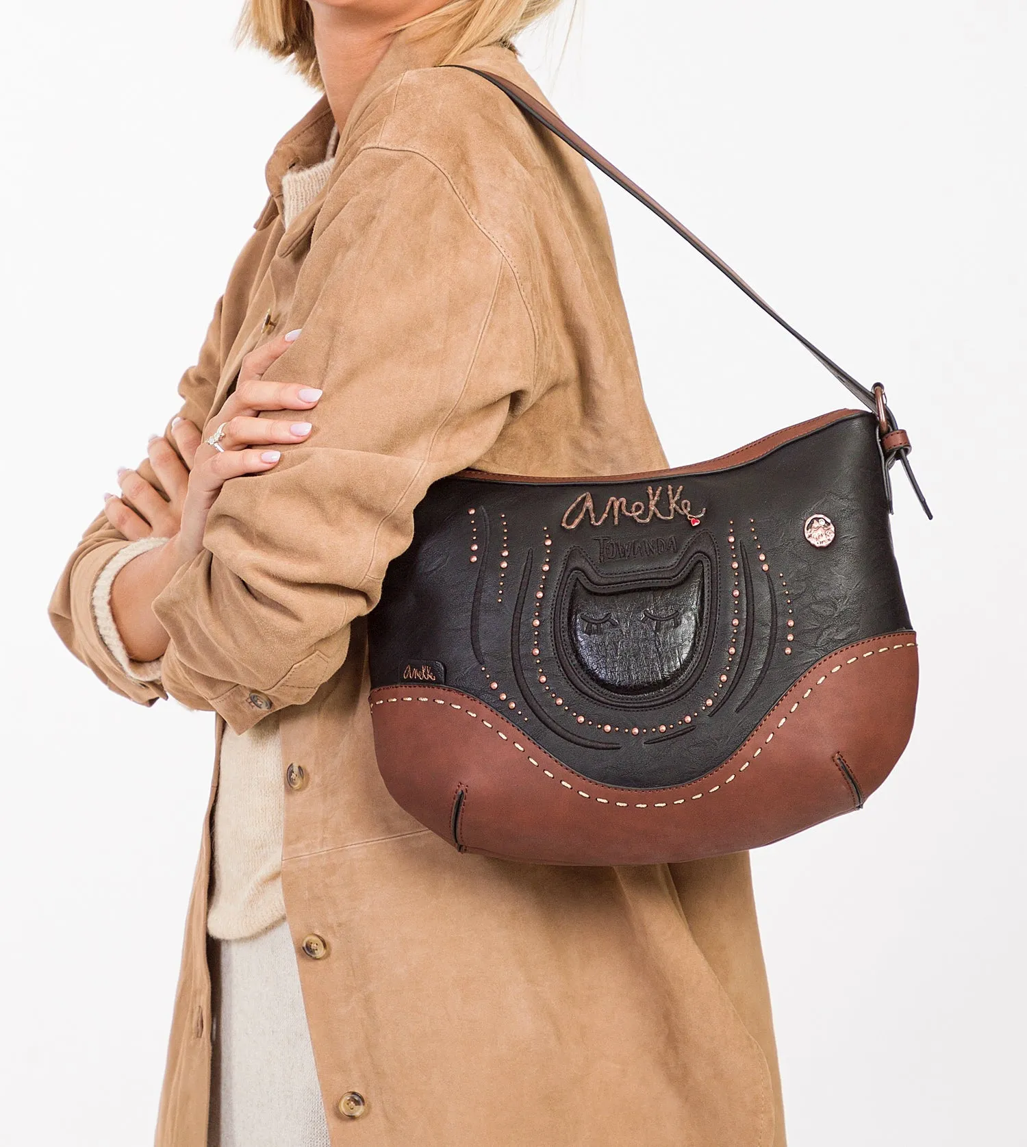 Wild oval shoulder bag