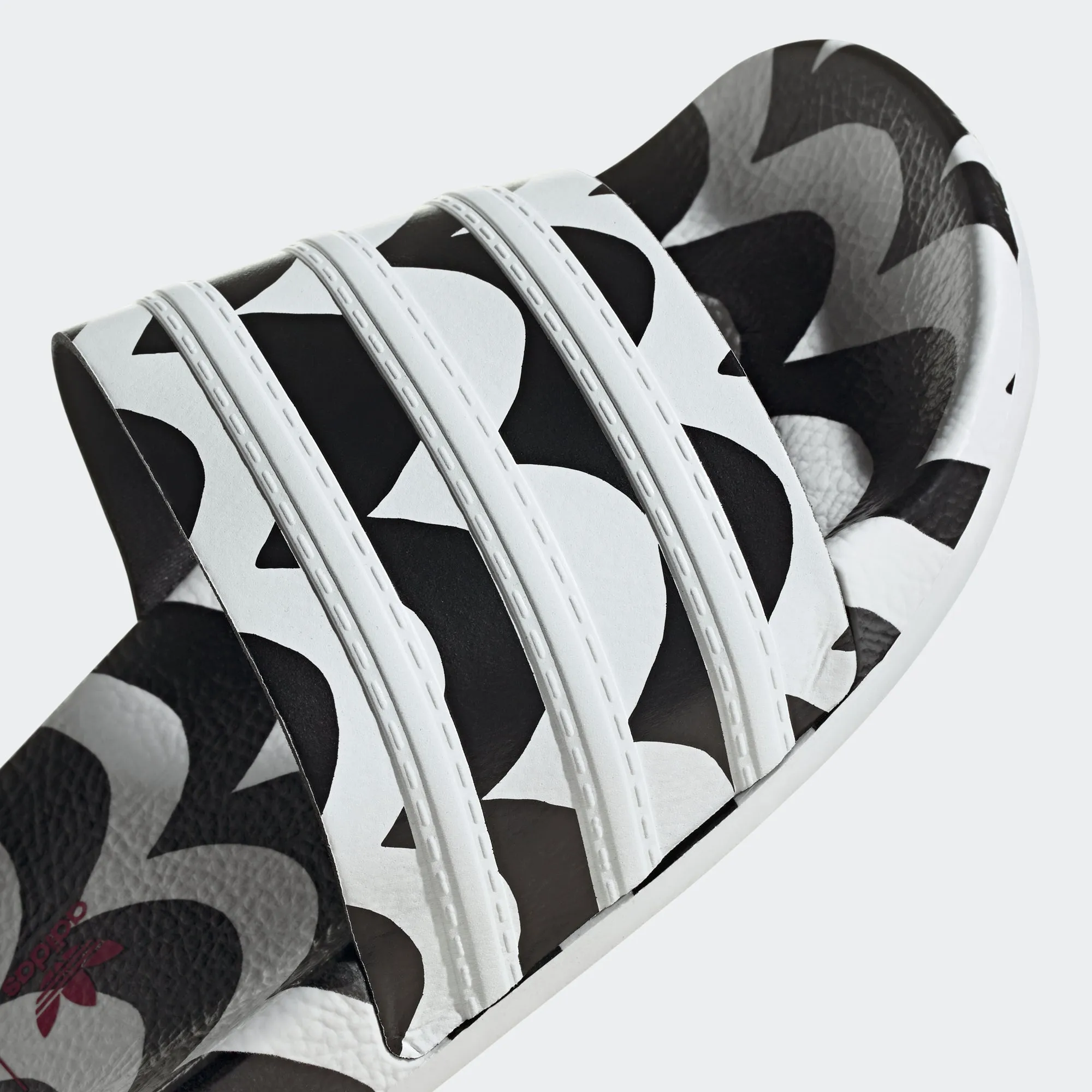 Women’s adidas Originals Marimekko Adilette Slides